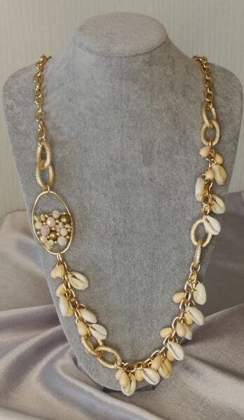 Kaklarota ar gliemežvākiem JoLiE Bijoux