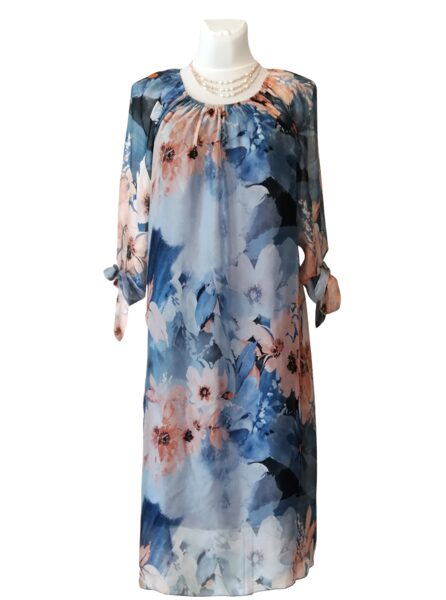 Zīda kleita ar ziedu rakstu 